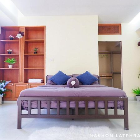 Hostel Nakhon Latphrao Bangkok Zewnętrze zdjęcie