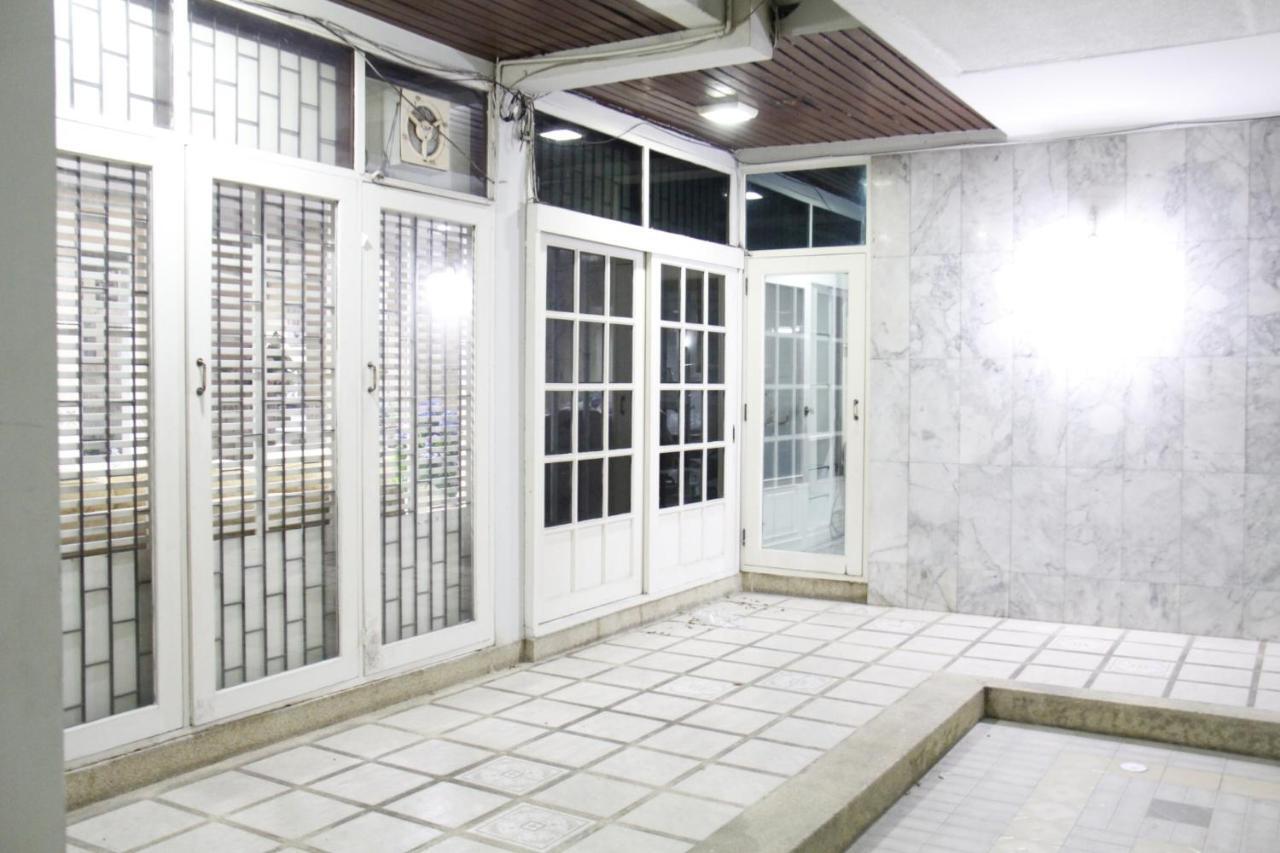 Hostel Nakhon Latphrao Bangkok Zewnętrze zdjęcie