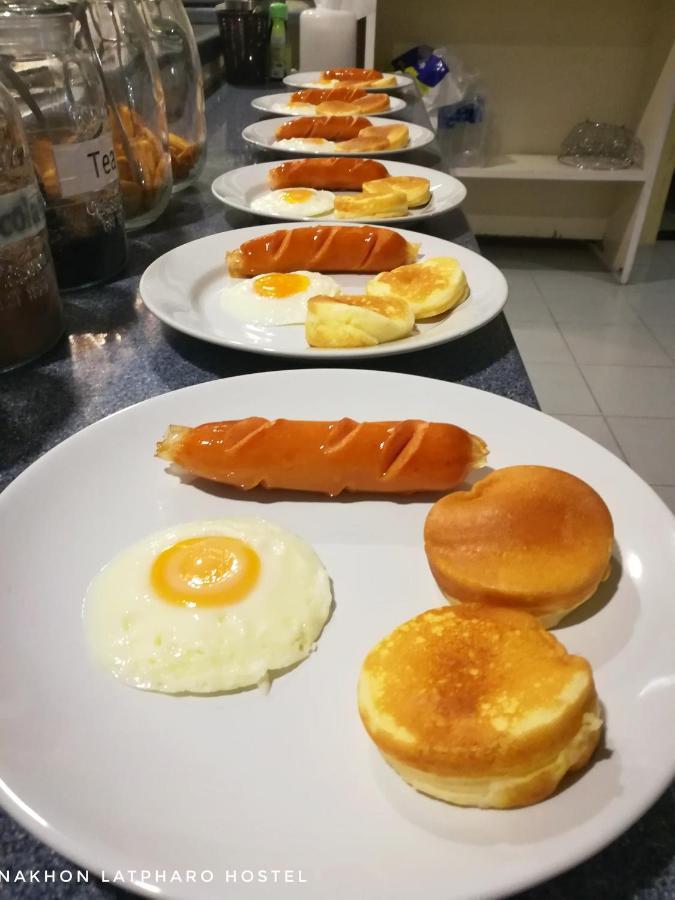 Hostel Nakhon Latphrao Bangkok Zewnętrze zdjęcie